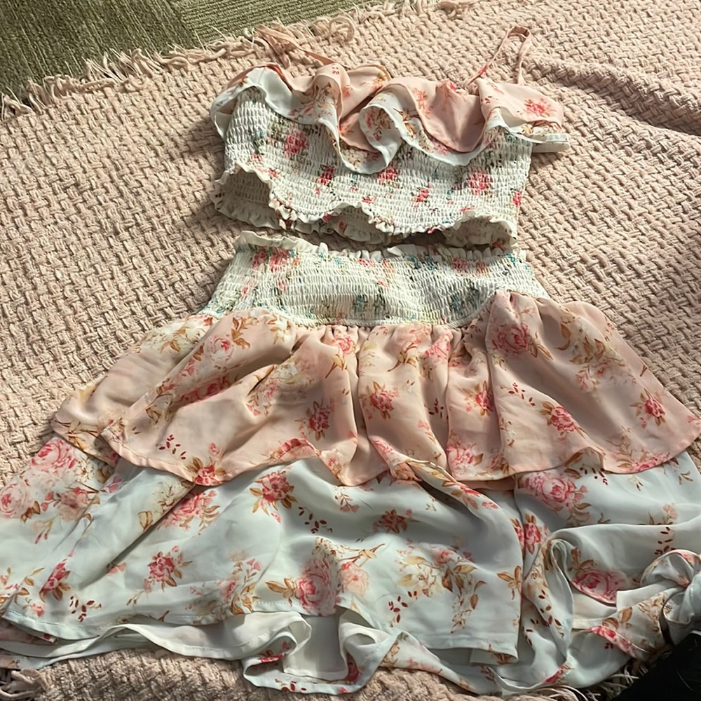 Lightly used don’t wear anymore two peice set